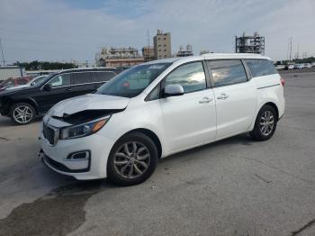 Salvage Kia Sedona