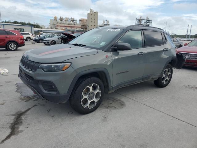  Salvage Jeep Compass