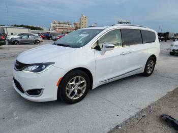  Salvage Chrysler Pacifica