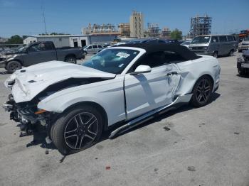  Salvage Ford Mustang