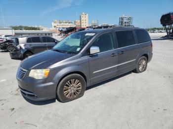  Salvage Chrysler Minivan