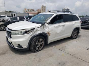  Salvage Toyota Highlander