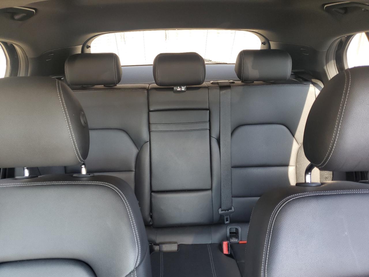 Mercedes-Benz GLA 250 Image 10