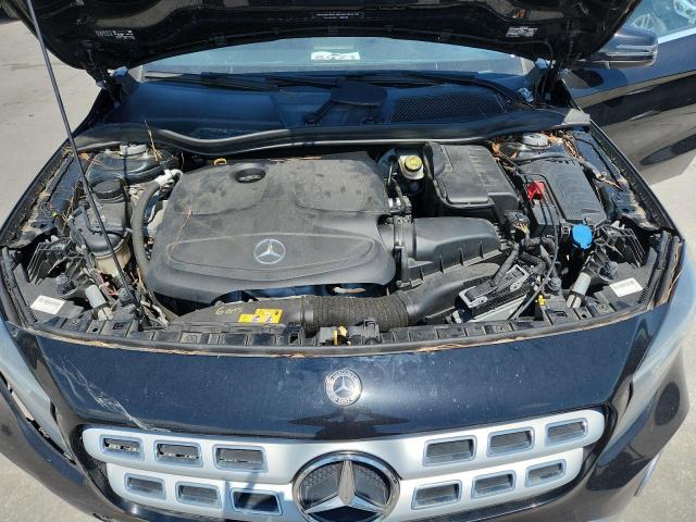 Mercedes-Benz GLA 250 Image 11