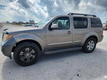  Salvage Nissan Pathfinder