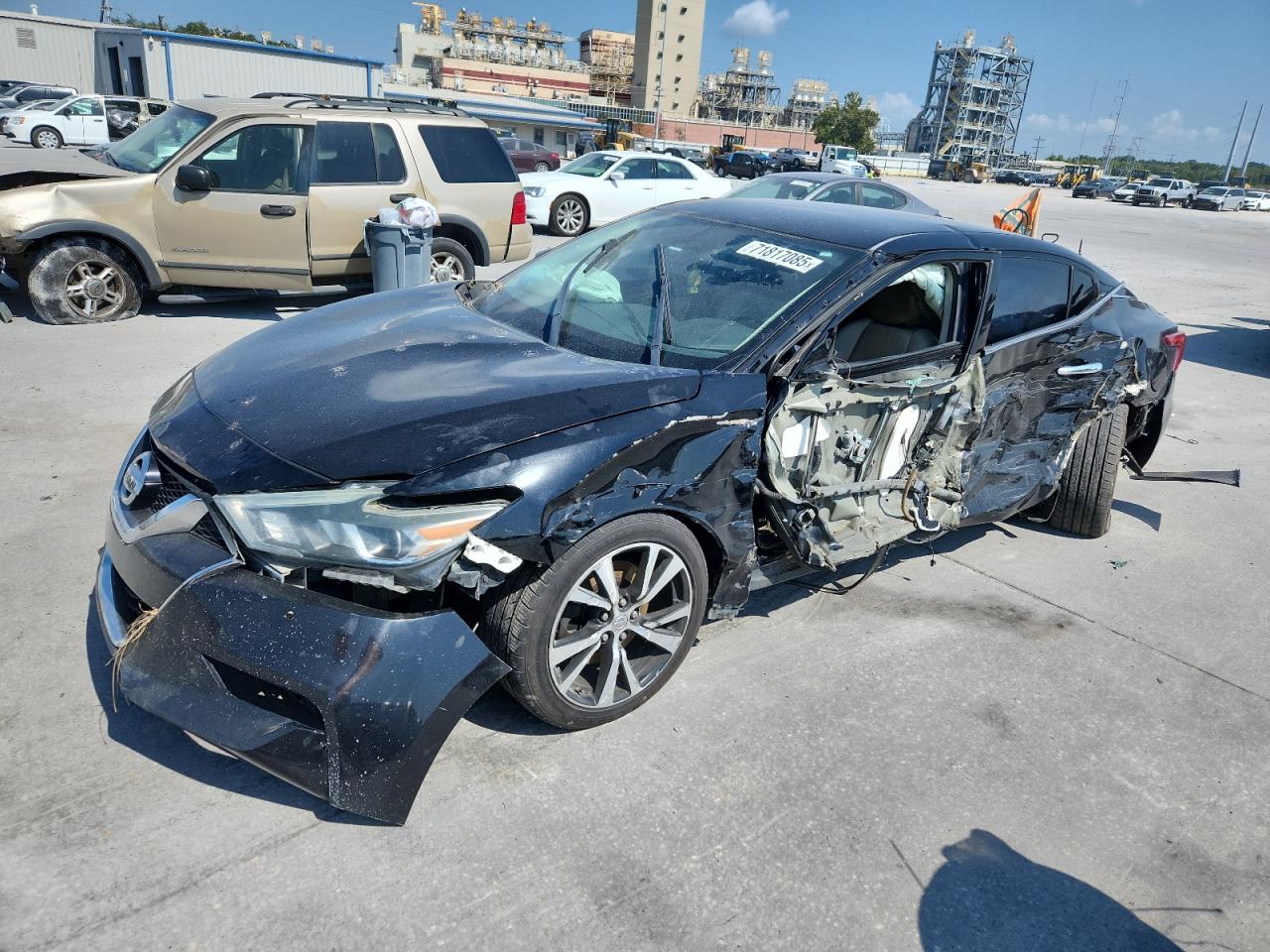 Nissan Maxima 3.5s Image 1