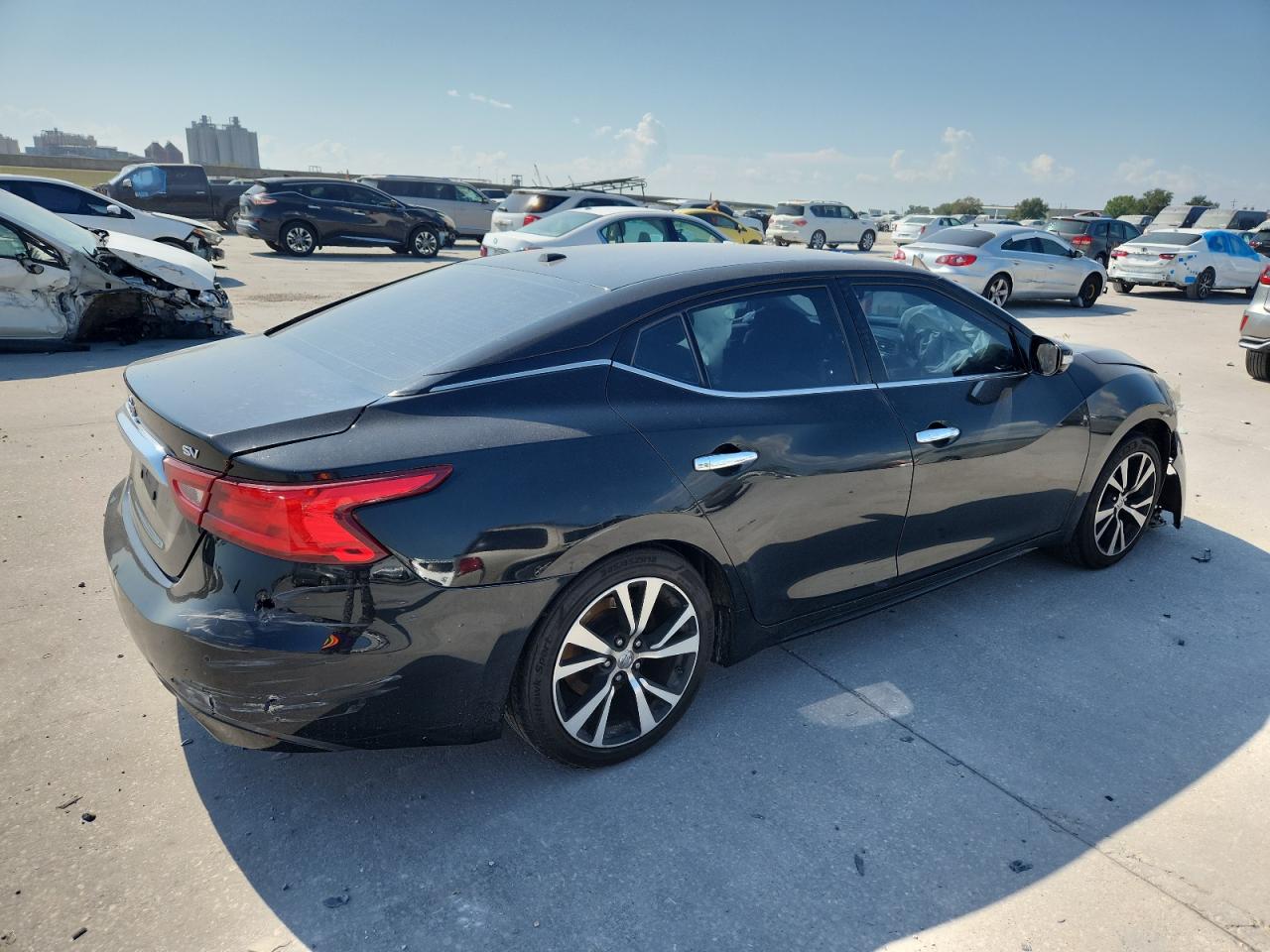 Nissan Maxima 3.5s Image 10