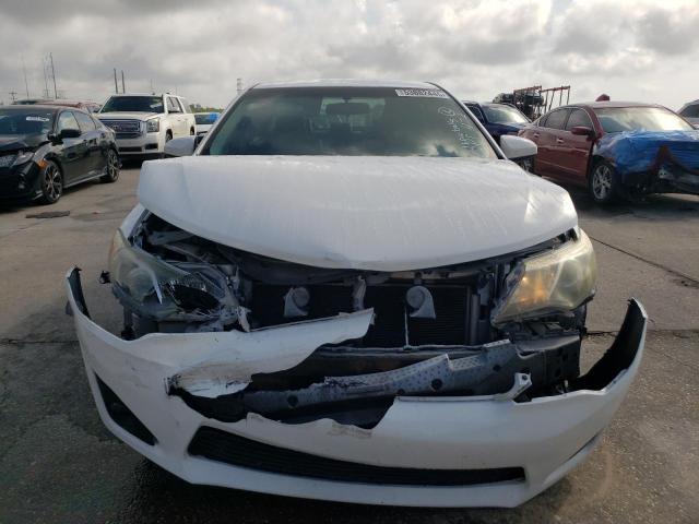 Toyota Camry L Image 12