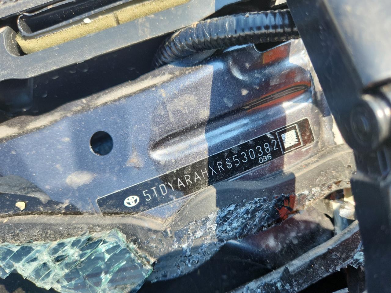 Toyota Highlander Hybrid Limited Image 11