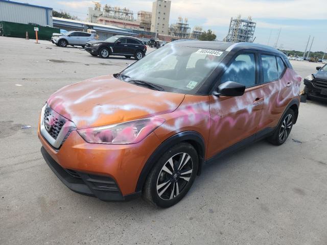  Salvage Nissan Kicks