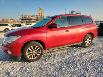  Salvage Nissan Pathfinder