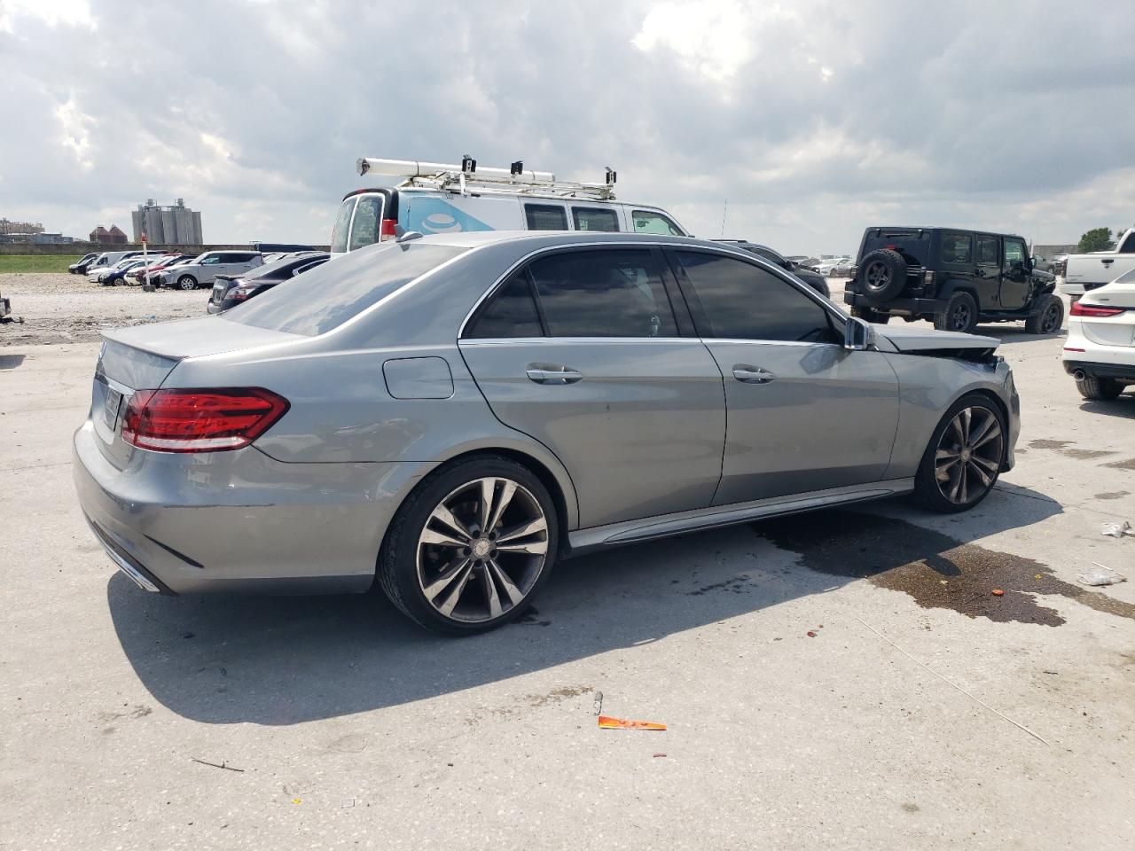 Mercedes-Benz E-Class 350 Image 3