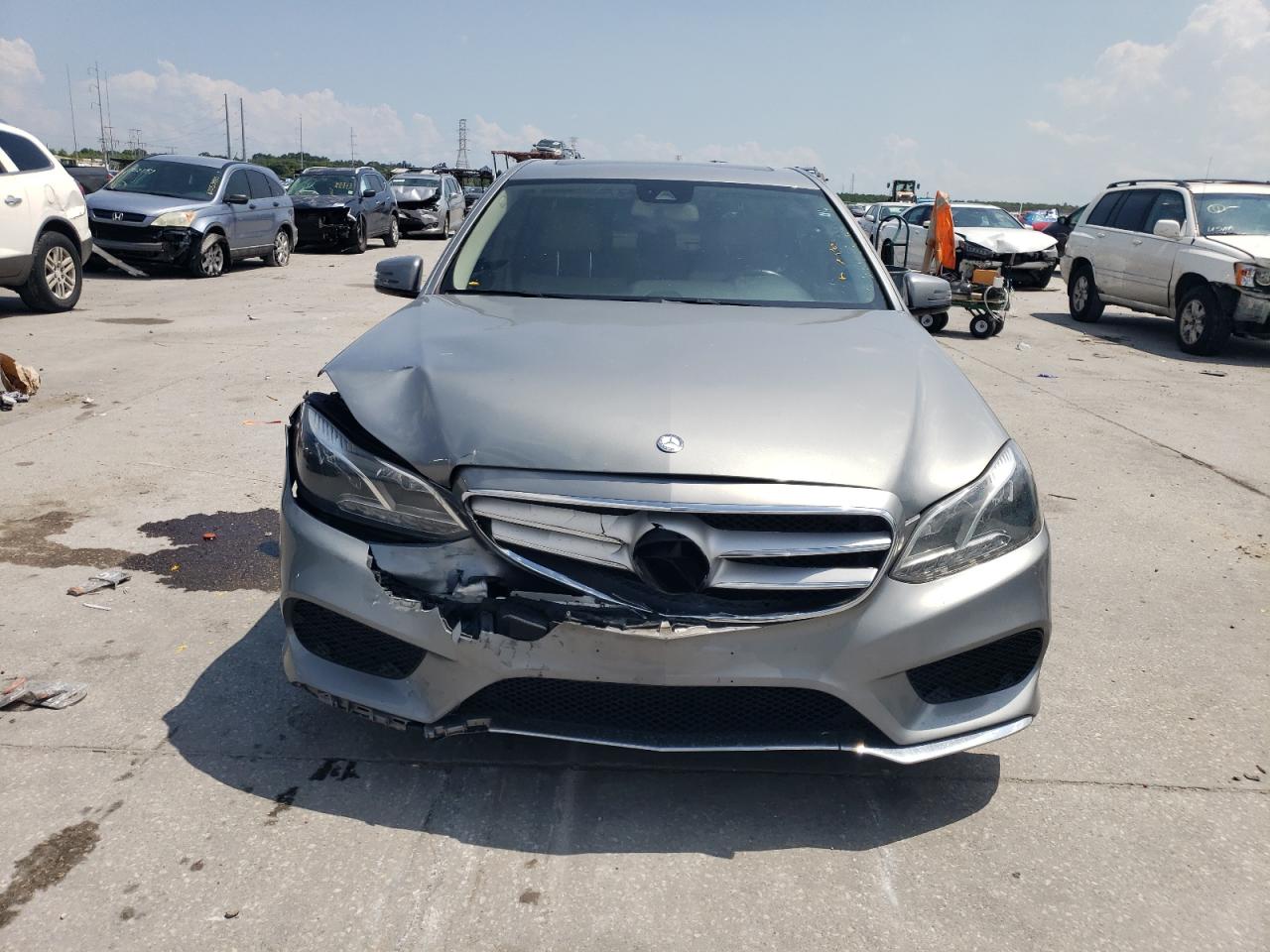 Mercedes-Benz E-Class 350 Image 4