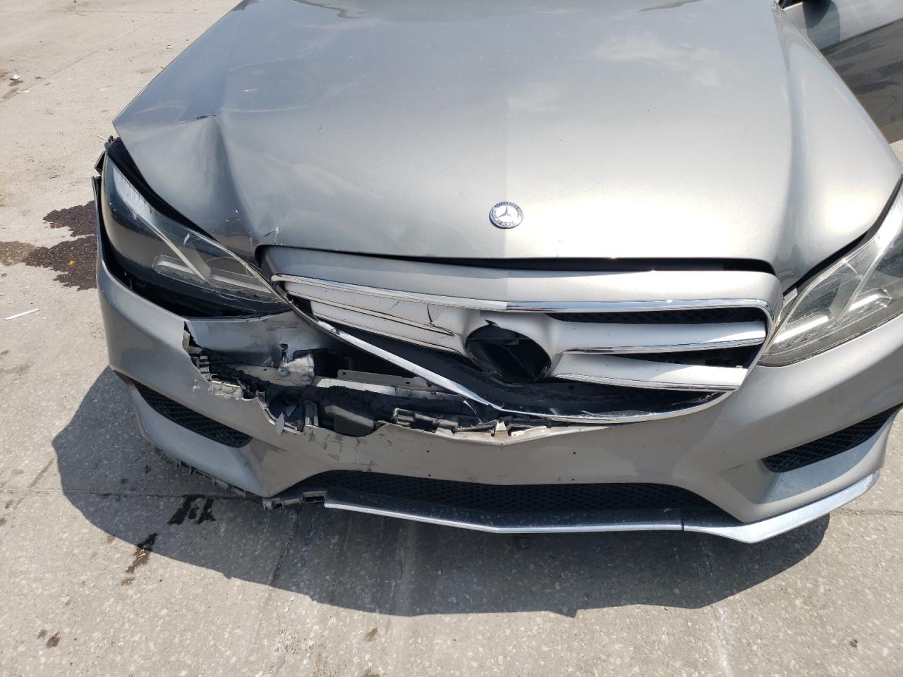 Mercedes-Benz E-Class 350 Image 12