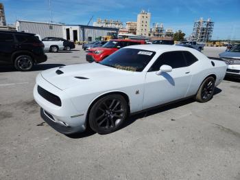  Salvage Dodge Challenger