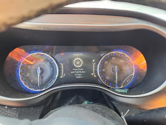 Chrysler Pacifica Limited Image 9