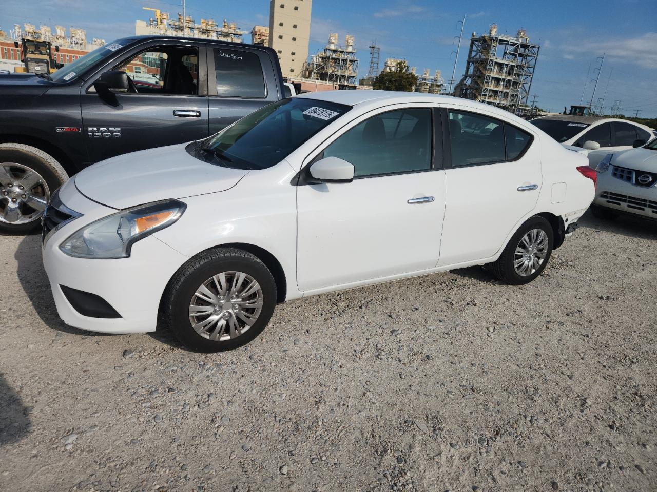 Nissan Versa S Image 1
