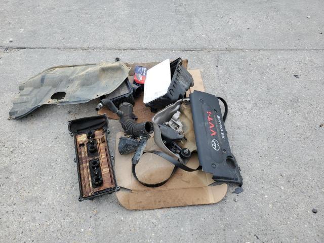 Toyota Camry Le Image 5