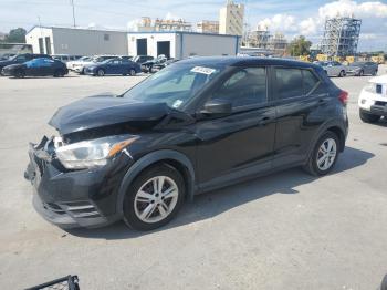  Salvage Nissan Kicks