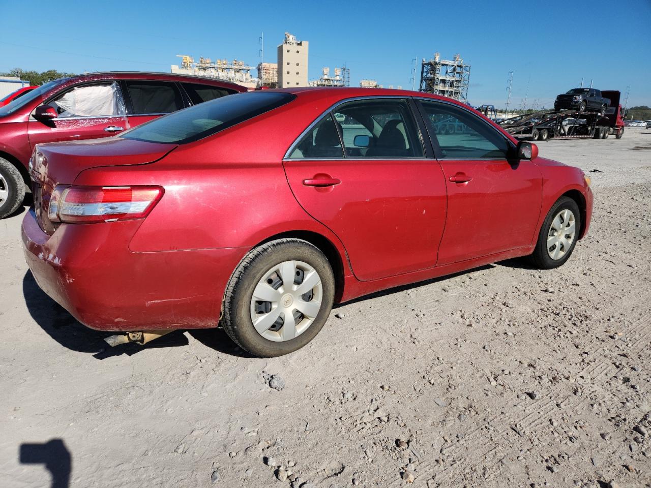 Toyota Camry Base Image 2
