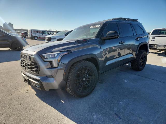  Salvage Toyota Sequoia