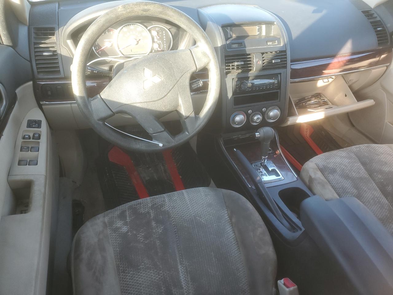 Mitsubishi Galant Es Image 4