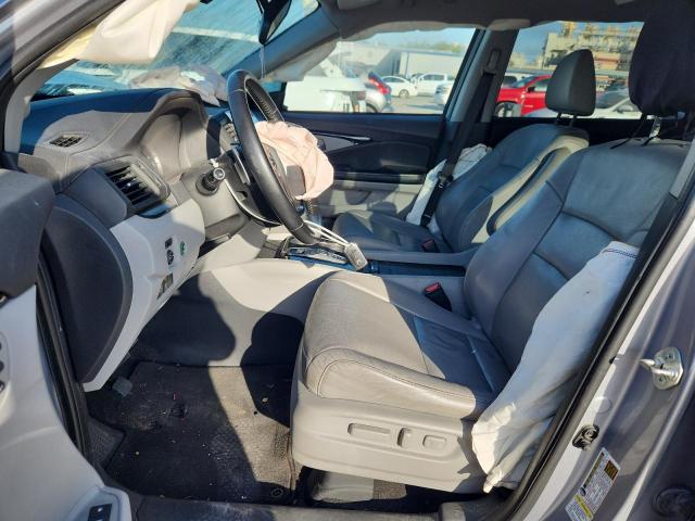 Honda Pilot Touring Image 6