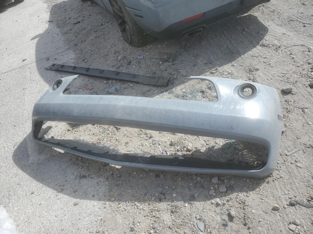 Dodge Challenger R/t Scat Pack Image 3