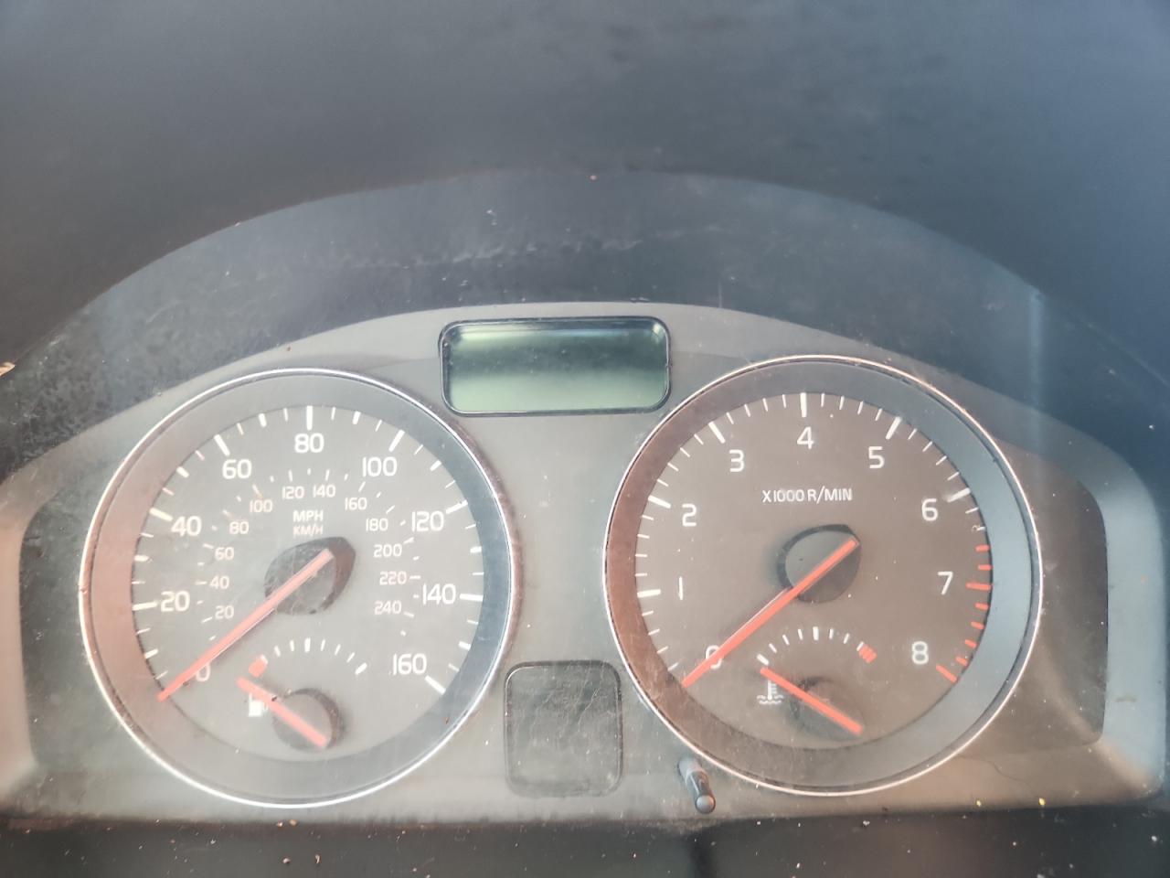 Volvo S40 2.4i Image 9