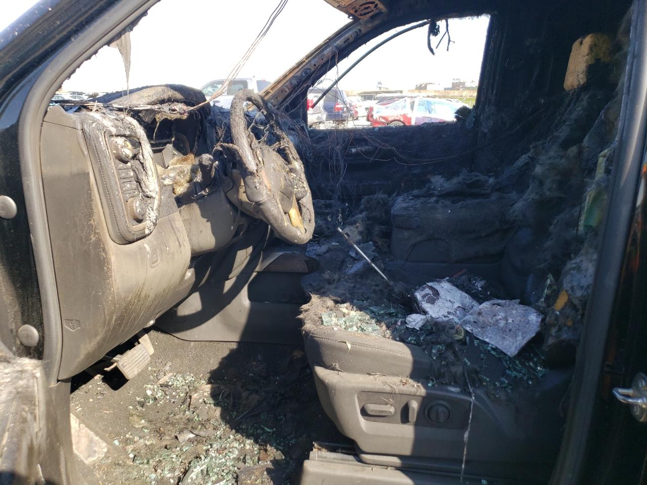 GMC Sierra K1500 Elevation Image 9