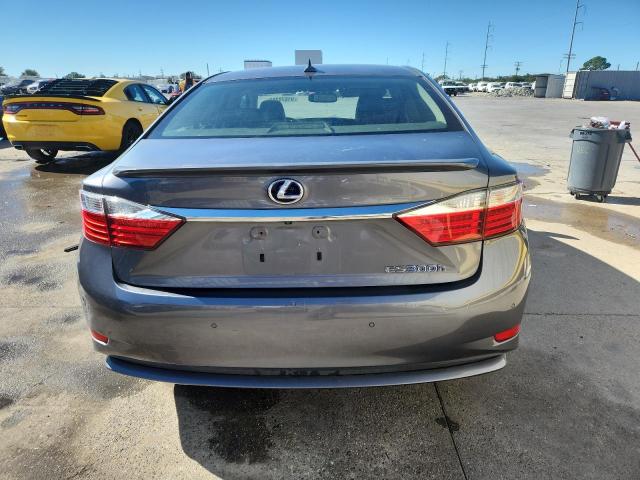 Lexus Es 300h Image 3