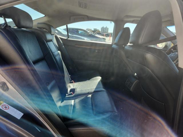 Lexus Es 300h Image 4