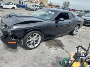  Salvage Dodge Challenger