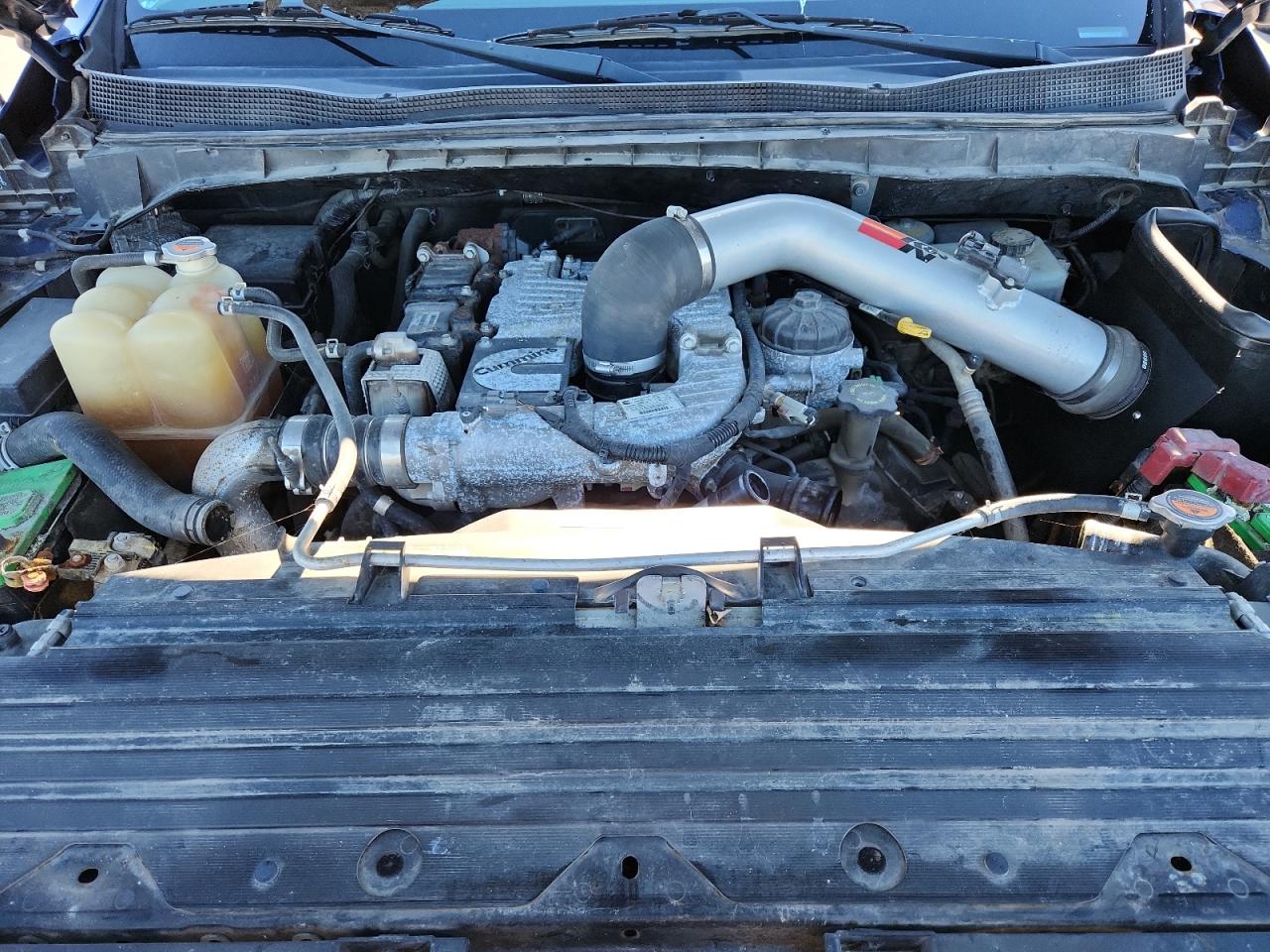 Nissan Titan Sl Image 12