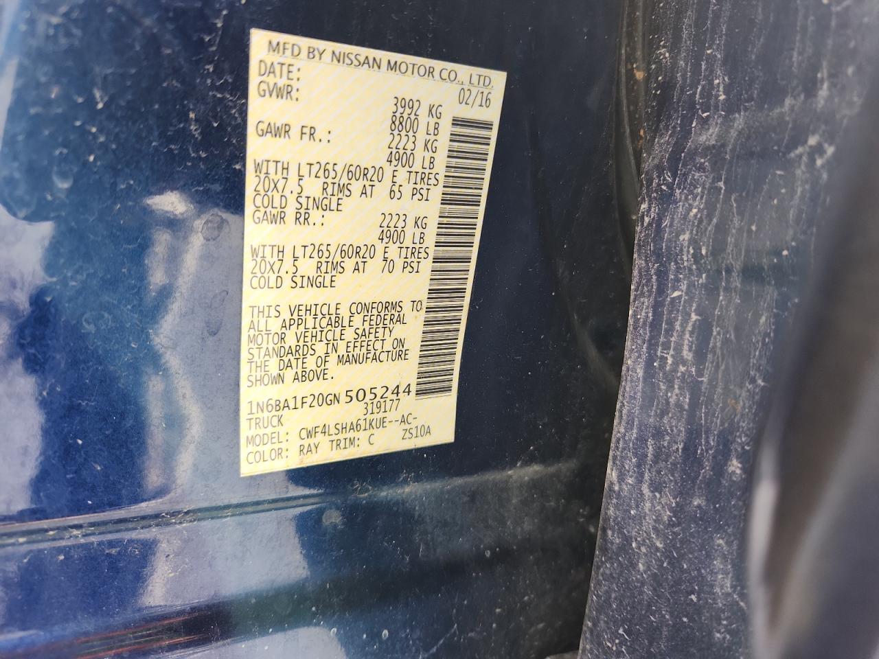 Nissan Titan Sl Image 2