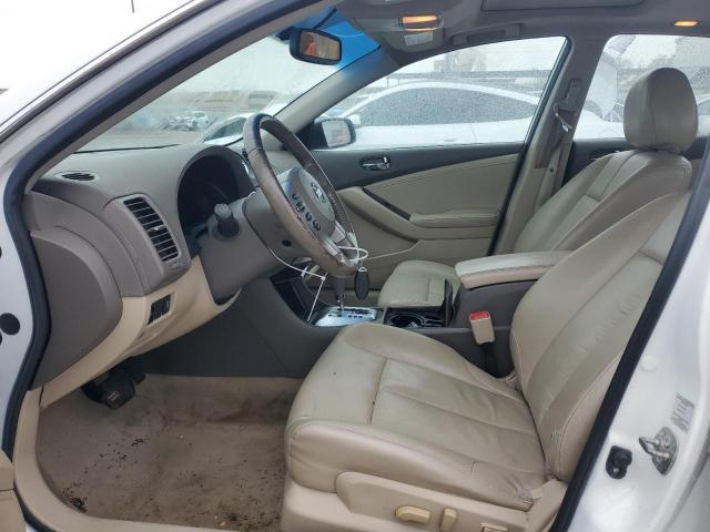 Nissan Altima Base Image 2