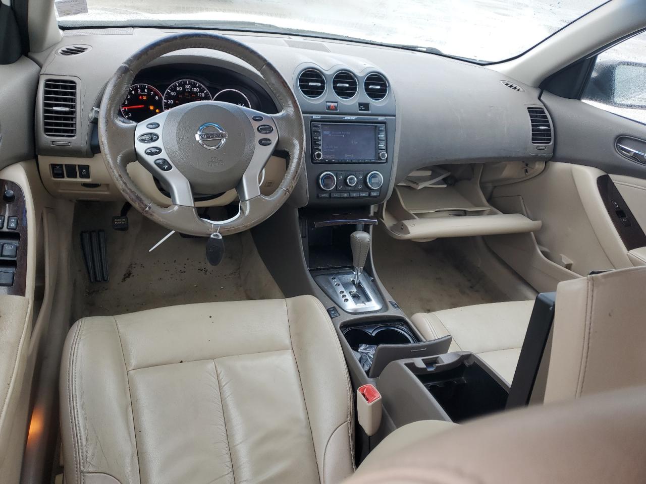 Nissan Altima Base Image 4