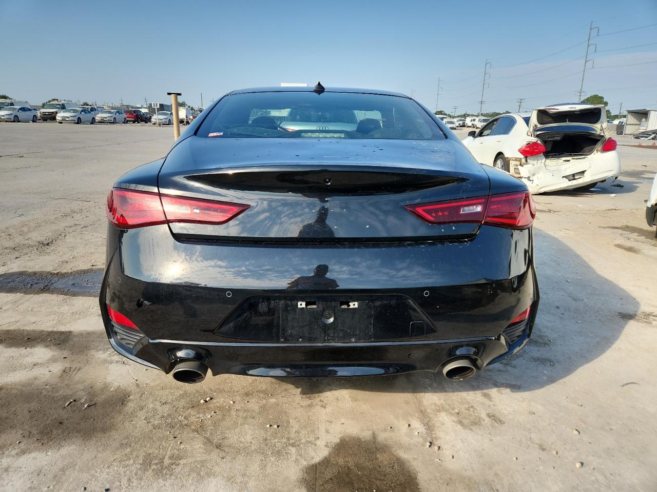 INFINITI Q60 Luxe Image 5