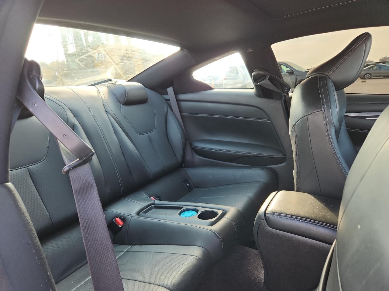 INFINITI Q60 Luxe Image 6