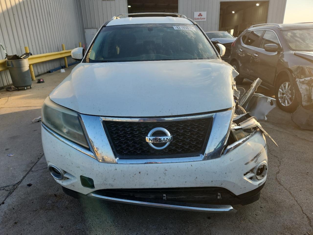 Nissan Pathfinder S Image 10