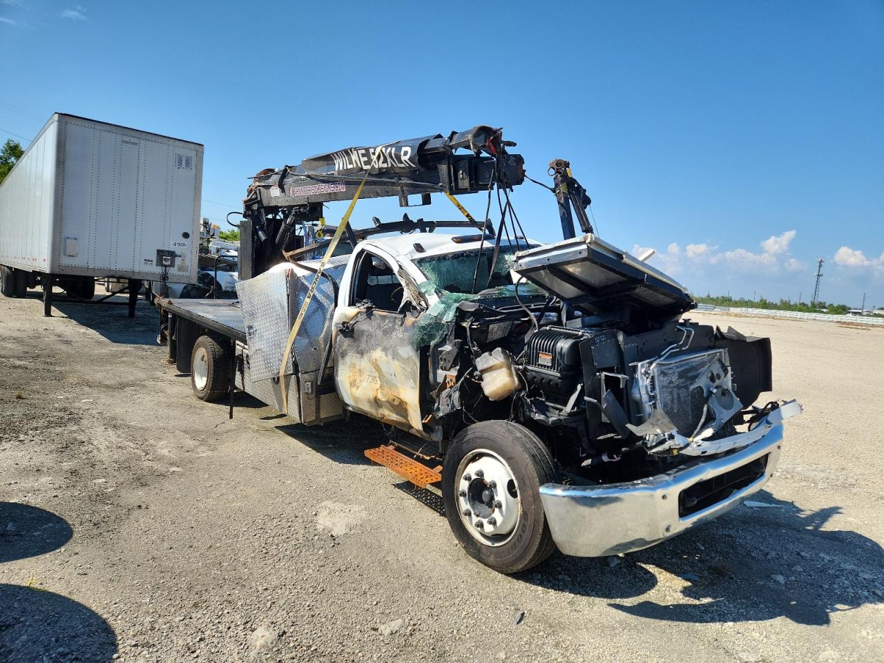 Chevrolet Silverado Image 8