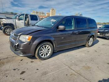  Salvage Dodge Caravan