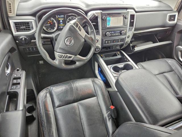 Nissan Titan Sv Image 6