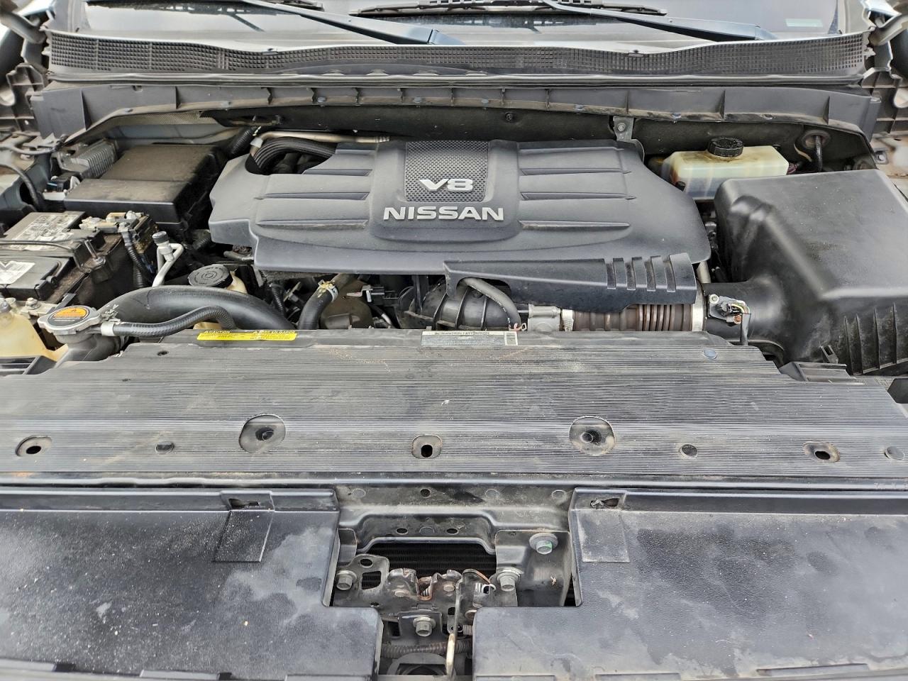 Nissan Titan Sv Image 8