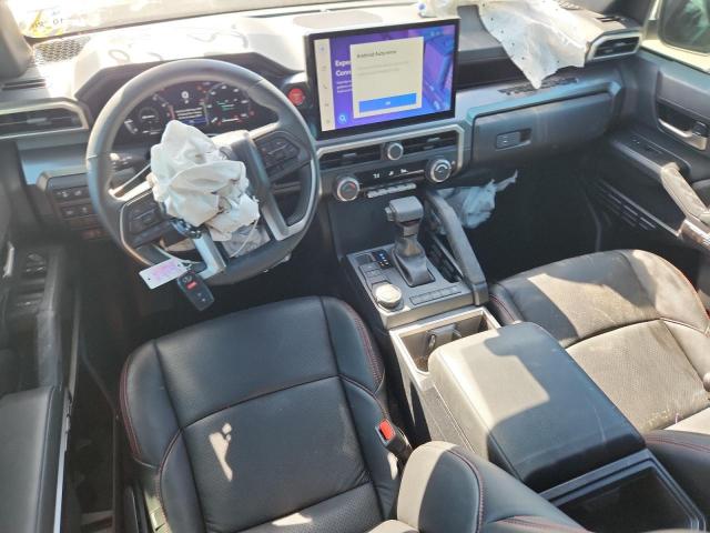 Toyota Tacoma Double Cab Image 8