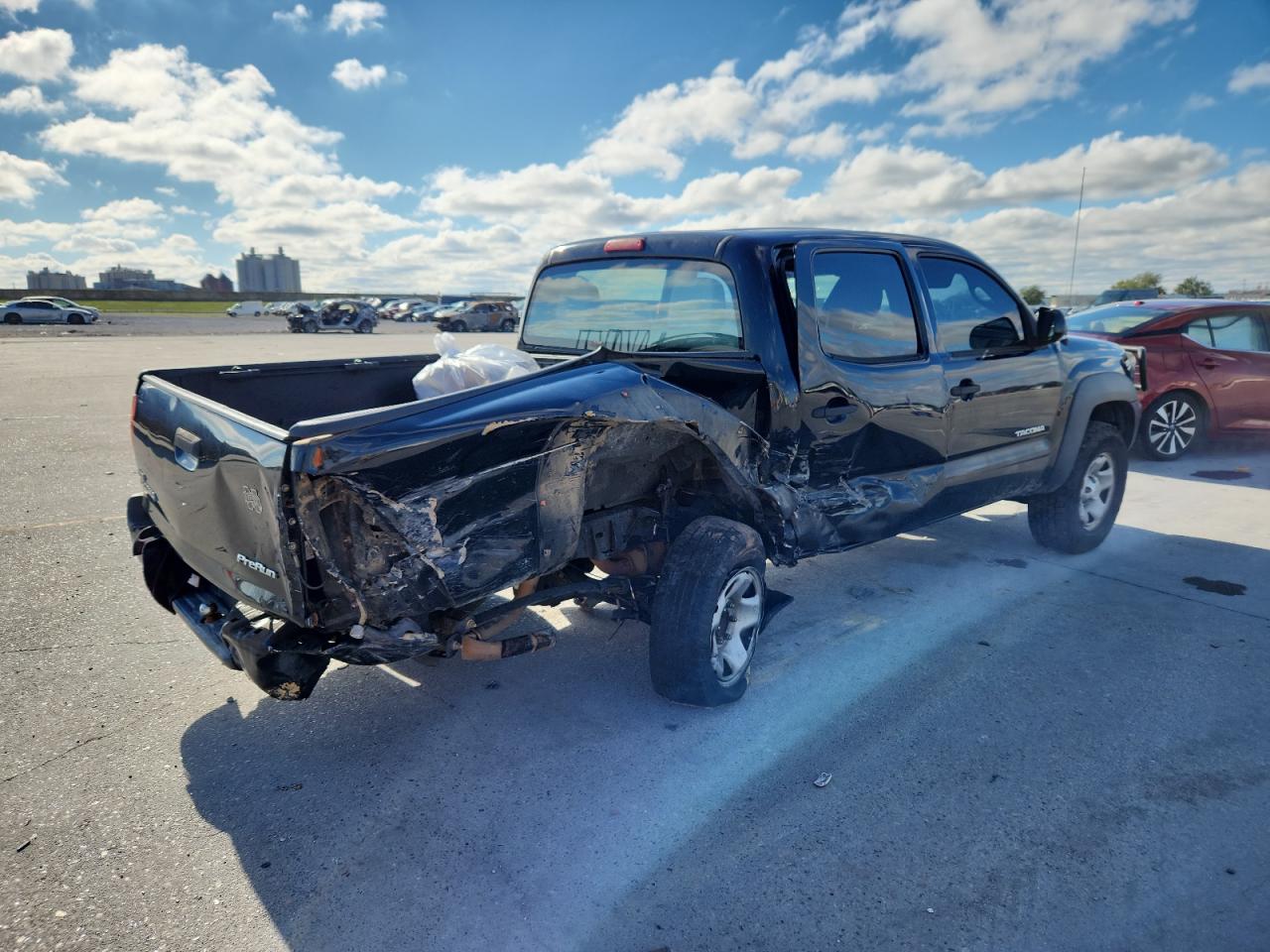 Toyota Tacoma Double Cab Prerunner Image 4