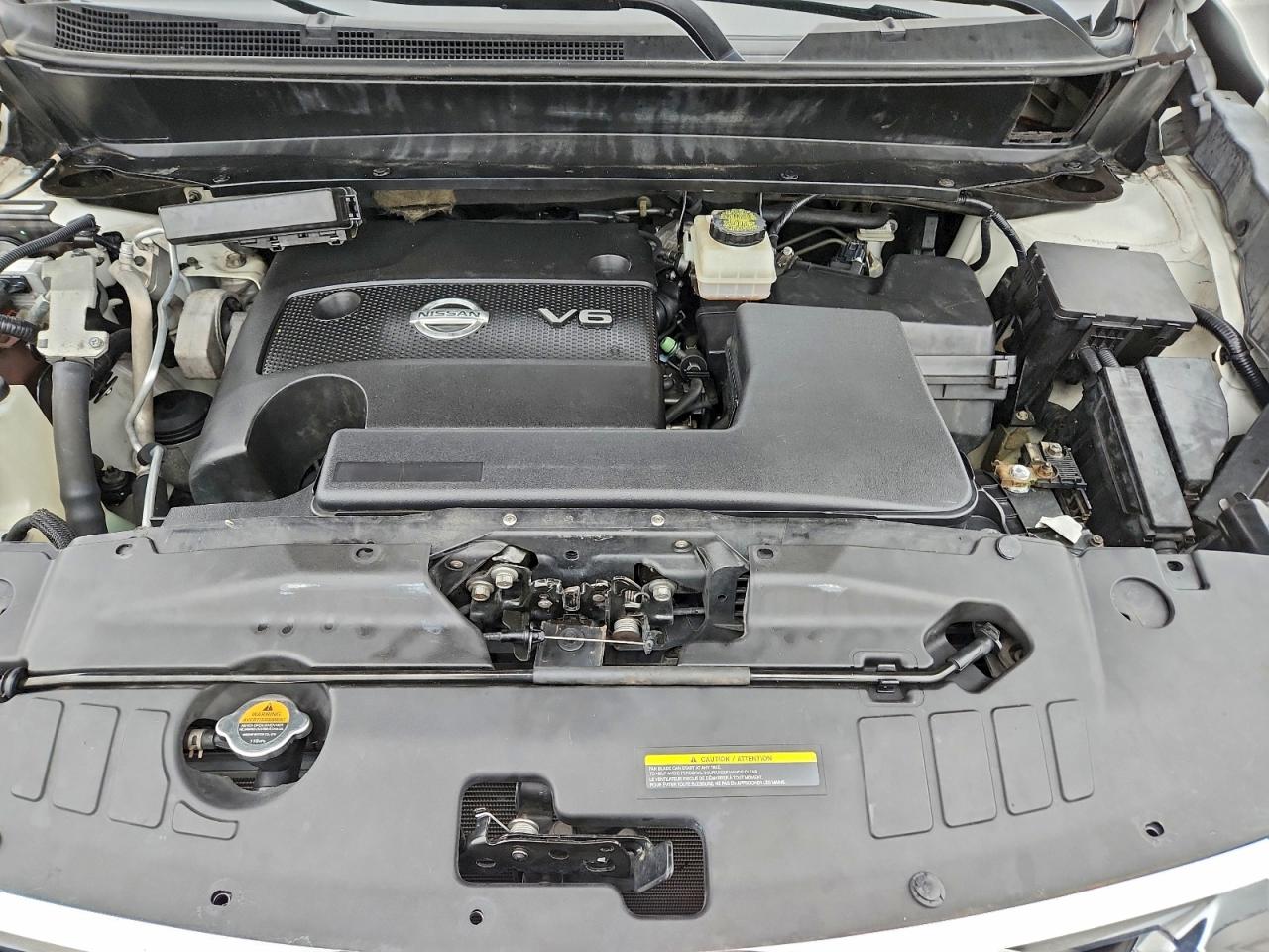 Nissan Pathfinder S Image 10