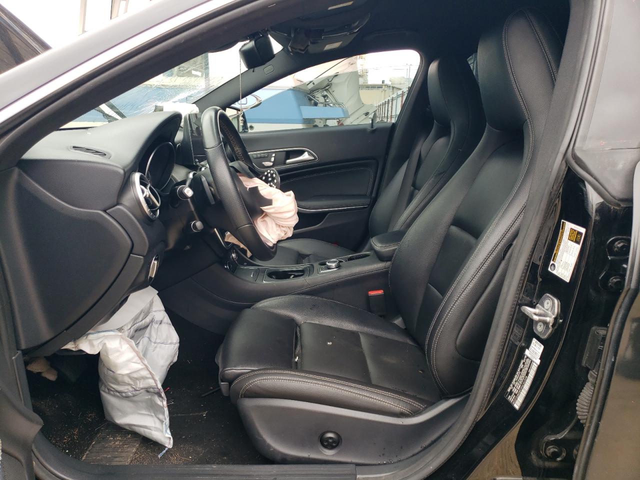 Mercedes-Benz Cla-class 250 Image 2