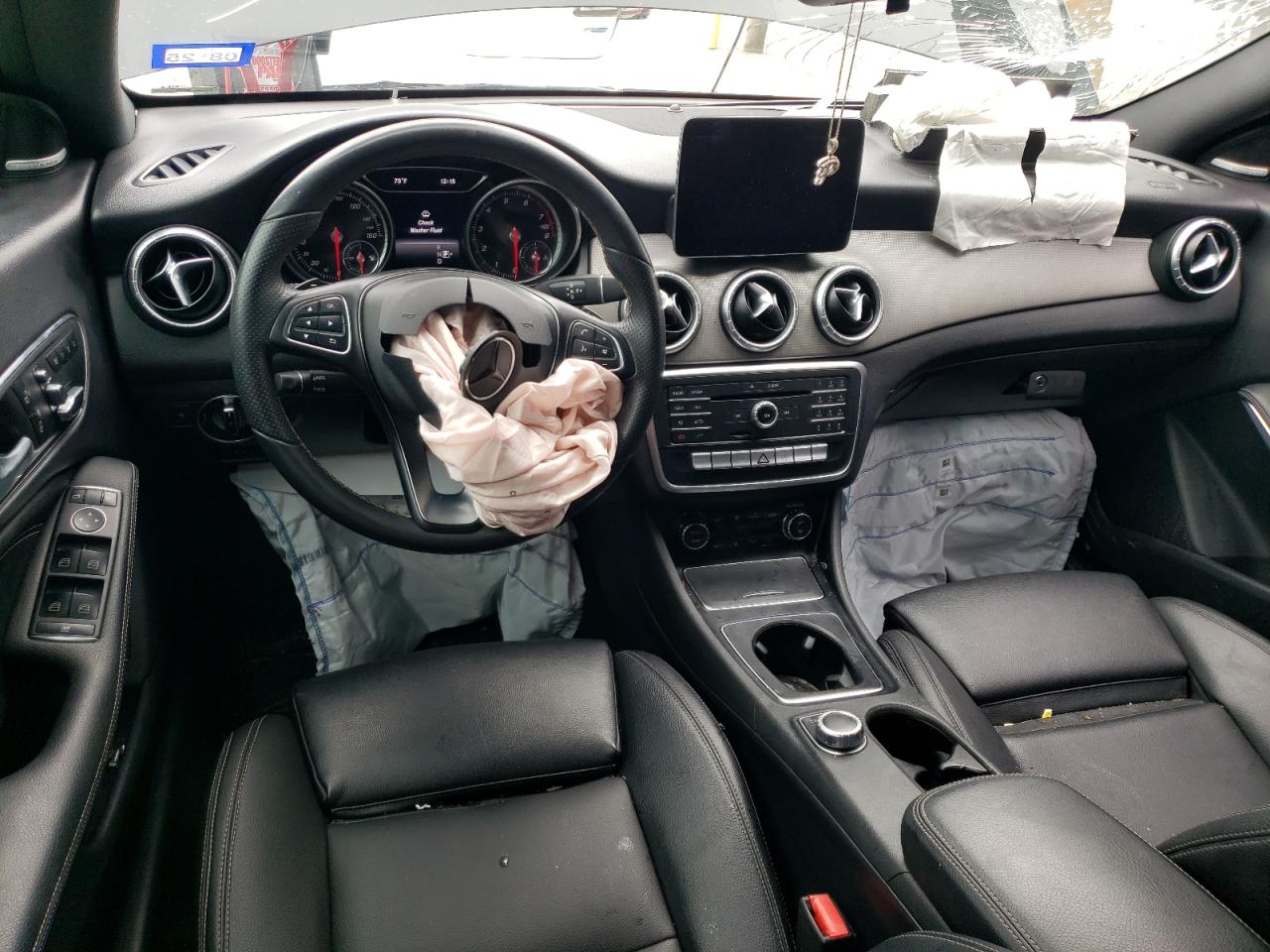 Mercedes-Benz Cla-class 250 Image 8