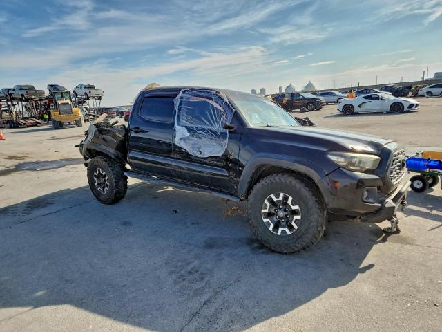 Toyota Tacoma Double Cab Image 9